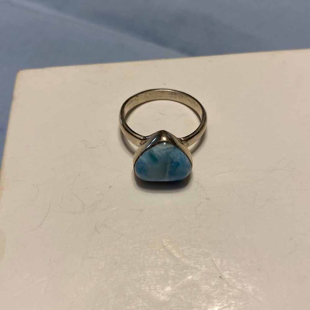 New sterling silver heart shaped ring